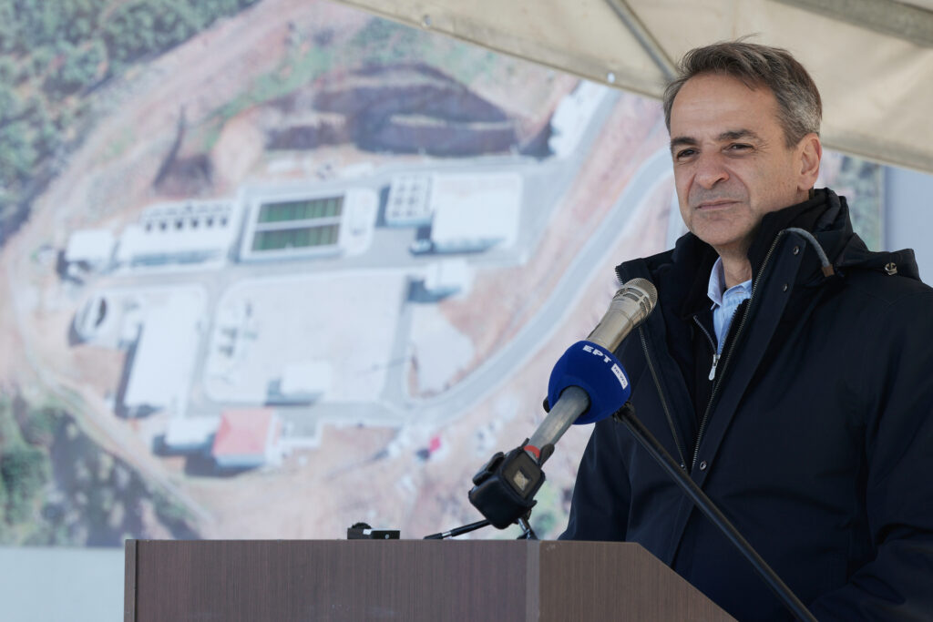Στην Καρδίτσα ο Μητσοτάκης: «Η κυβέρνηση θα δώσει καθαρό νερό σε παραπάνω από 55.000 κατοίκους»