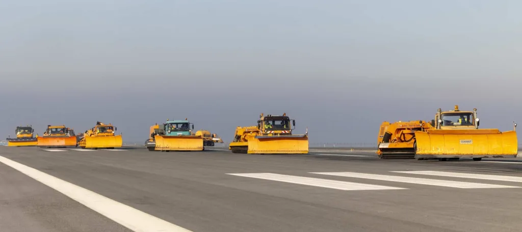 Fraport Greece: Με επιτυχία ολοκληρώθηκε η προγραμματισμένη άσκηση αποχιονισμού στο αεροδρόμιο Θεσσα