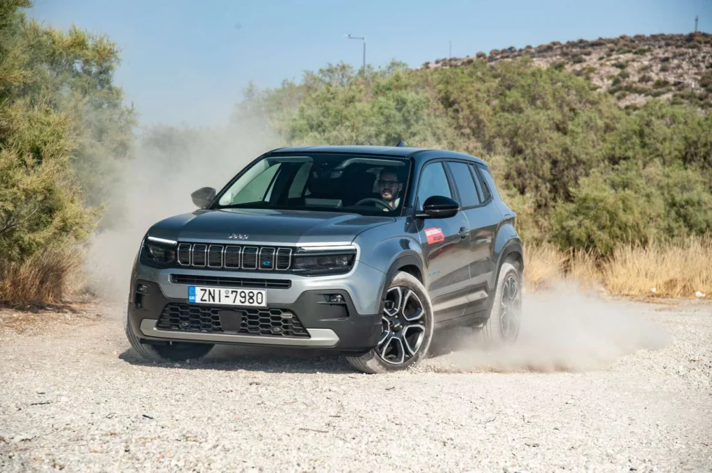 Video-Δοκιμή Jeep Avenger: Best Seller από κούνια!