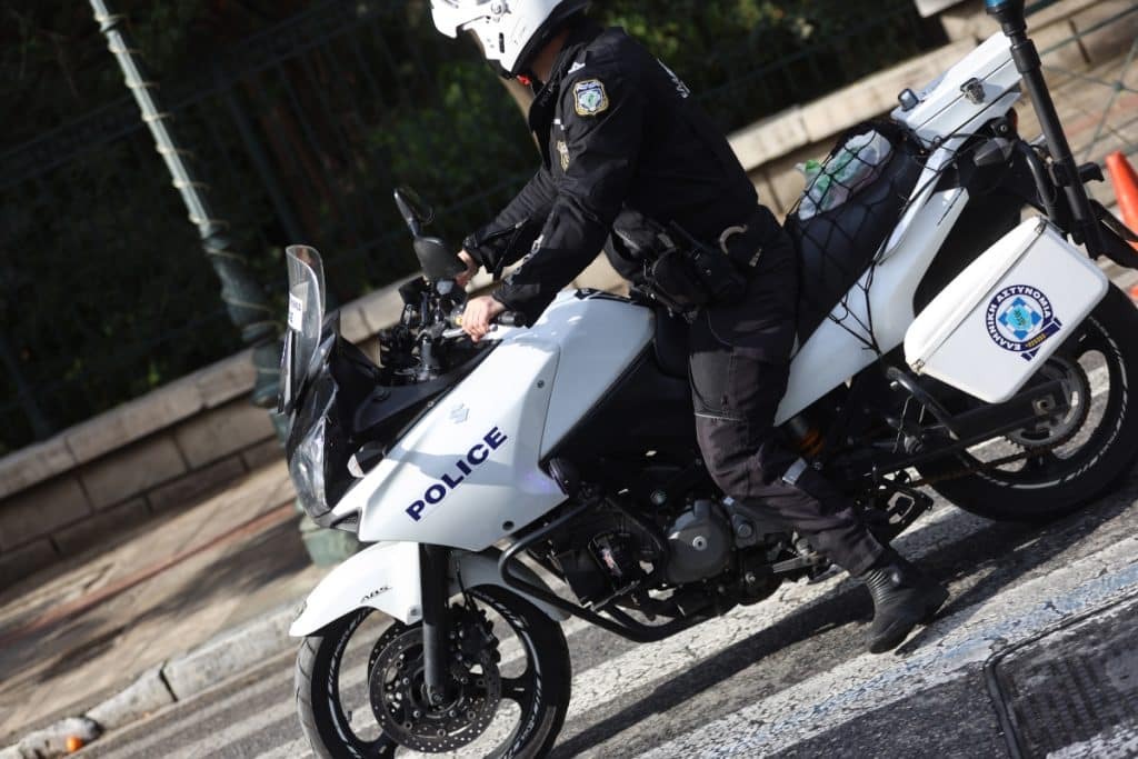 Συνελήφθη 63χρονος για κλοπές από κοσμηματοπωλεία με τη μέθοδο της απασχόλησης