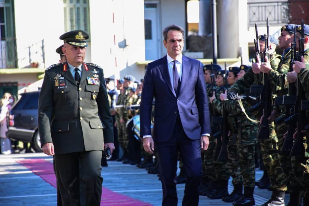 Κρίσεις στις ΄Ένοπλες Δυνάμεις – Μητσοτάκης για αποστράτευση Φλώρου: Η συμβολή του υπήρξε υπερ