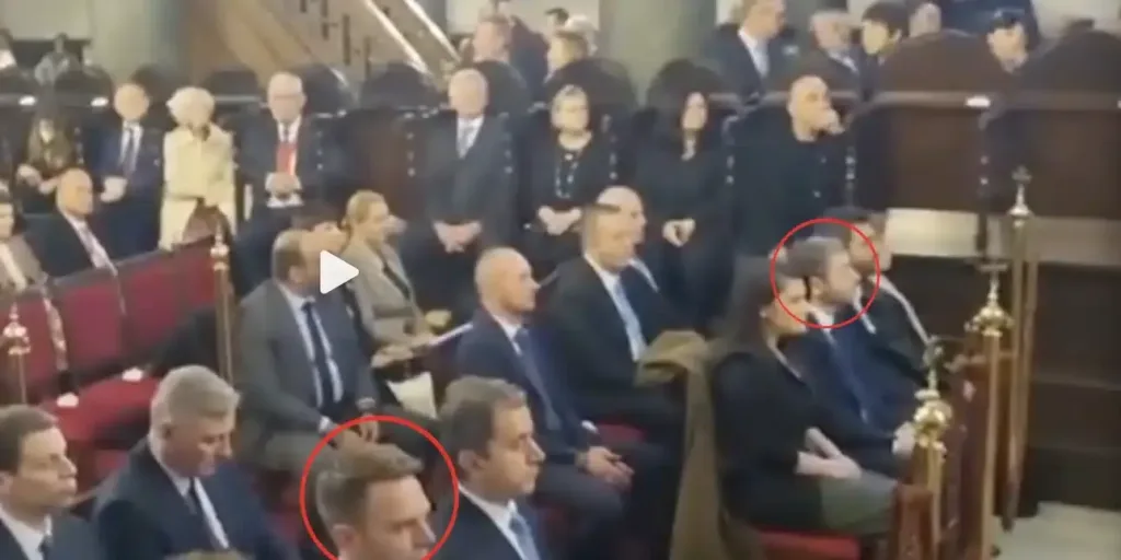 Θεοφάνεια: Δύο ξένοι στην Πόλη Κασσελάκης και Ανδρουλάκης – Δεν κάθισαν μαζί στη Θεία Λειτουργ