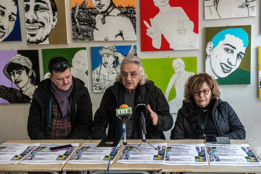 Στο Βόλο η Μάγδα Φύσσα – Παρούσα στα εγκαίνια έκθεσης για τον Βασίλη Μάγγο