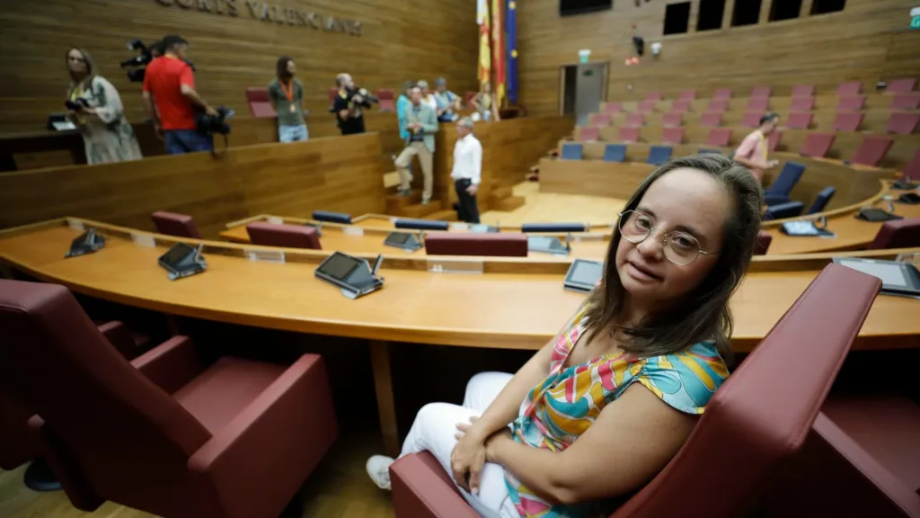 Η Mar Galceran είναι η πρώτη βουλευτής με σύνδρομο Down που εκλέγεται στην Ισπανία