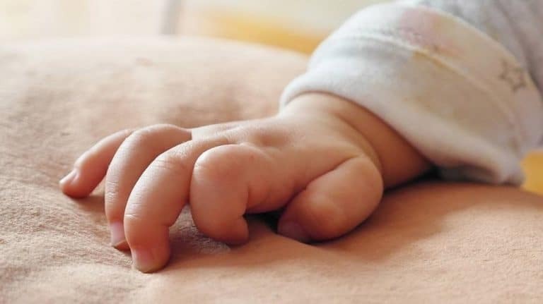 Μωρό τριών μηνών βρέθηκε θετικό στην κοκαΐνη