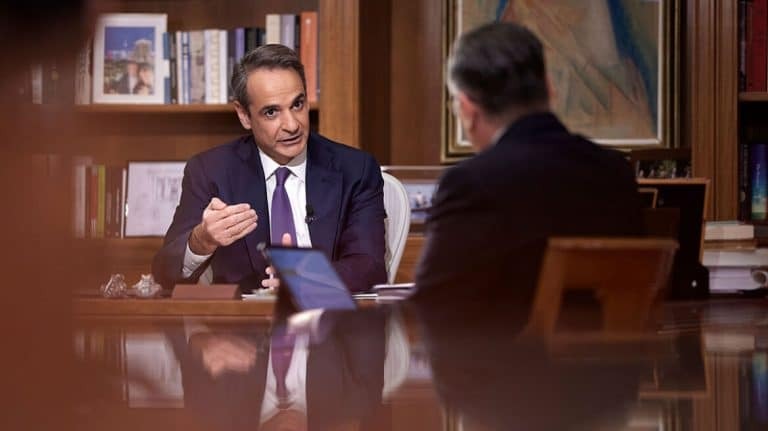 Γάμος ομόφυλων: Επιχείρηση πειθούς και πίεσης σε 60 βουλευτές – Όλο το παρασκήνιο στην ΚΟ της ΝΔ