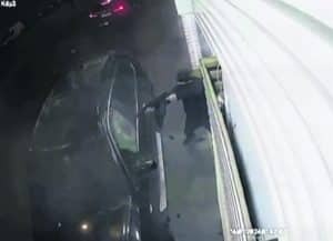 Νέος Κόσμος: Γιατί το θωρακισμένο αυτοκίνητο του Βαγγέλη Ζαμπούνη δεν τον προστάτεψε