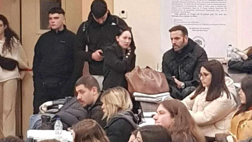 Νίκος Παππάς: «Είναι στο 30ό εξάμηνο στη Νομική και ψηφίζει καταλήψεις»