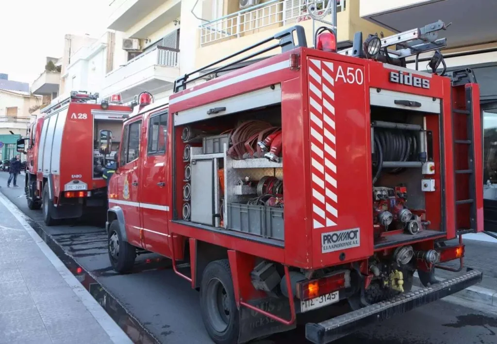Τατόι: Υπό έλεγχο η φωτιά που ξέσπασε κοντά στο αεροδρόμιο