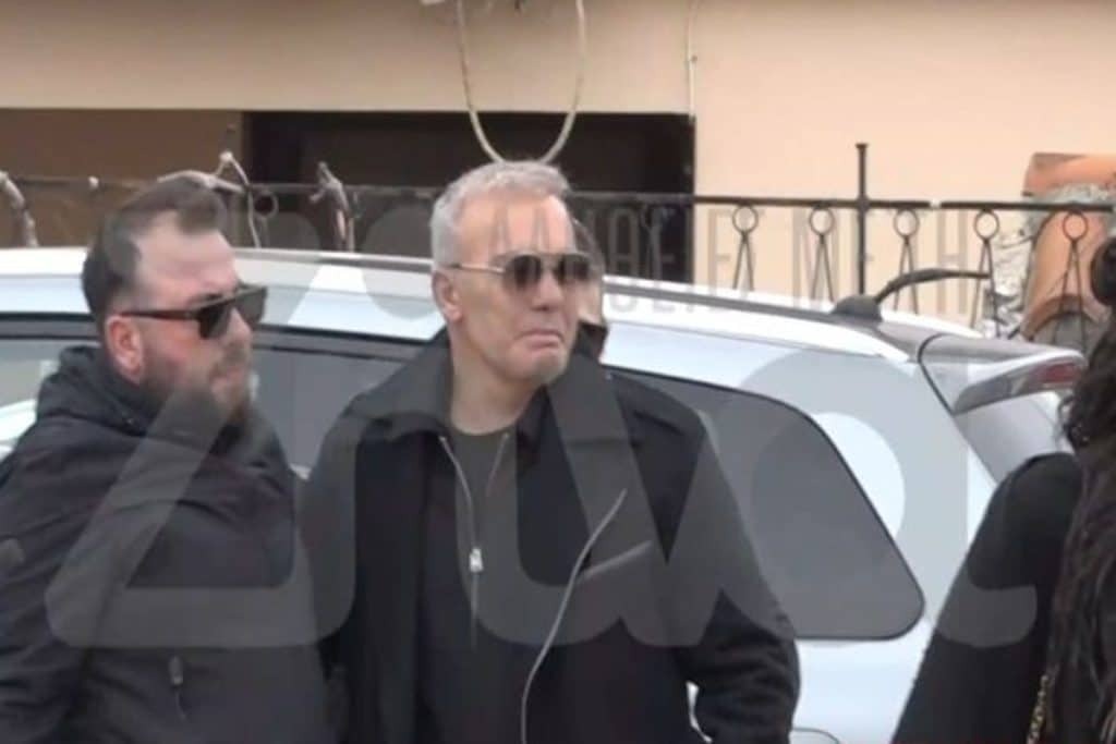 Στέλιος Ρόκκος: Σπάραξαν καρδιές στην κηδεία του αδερφού του, Νίκου – Ράκος ο τραγουδιστής, «γιατί γ