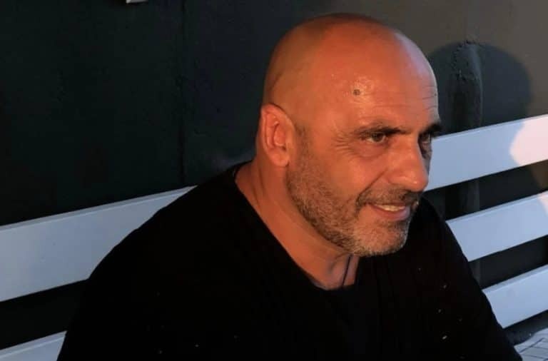 Στέλιος Ρόκκος: Σήμερα τα αποτελέσματα της ιατροδικαστικής για τα αίτια του θανάτου του αδελφού του – Πότε θα γίνει η κηδεία του