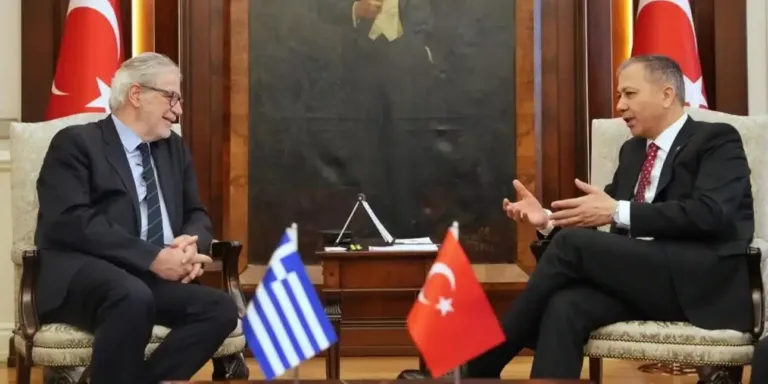 Στυλιανίδης με Τούρκο ΥΠΕΣ: Νέα αρχή στην αντιμετώπιση των μεταναστευτικών ροών από Αθήνα και Άγκυρα