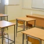 Καταργείται η αργία των Τριών Ιεραρχών για φροντιστήρια και κέντρα ξένων γλωσσών