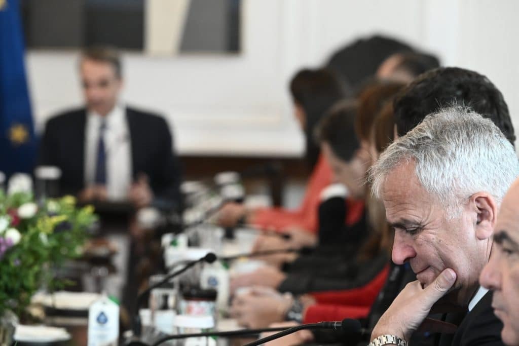 Ο διάλογος Μητσοτάκη – Βορίδη για το νομοσχέδιο των ομόφυλων ζευγαριών