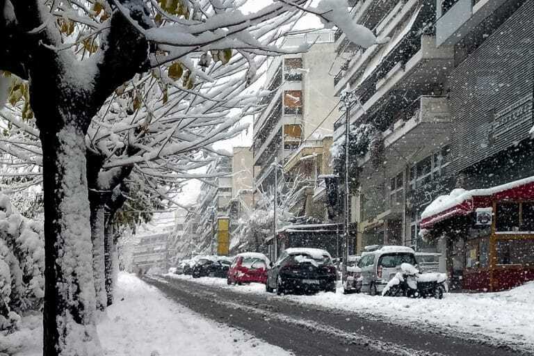 Καιρός: Ομοφωνία μετεωρολόγων για το Σαββατοκύριακο – Έρχονται τα πρώτα χιόνια στις πόλεις