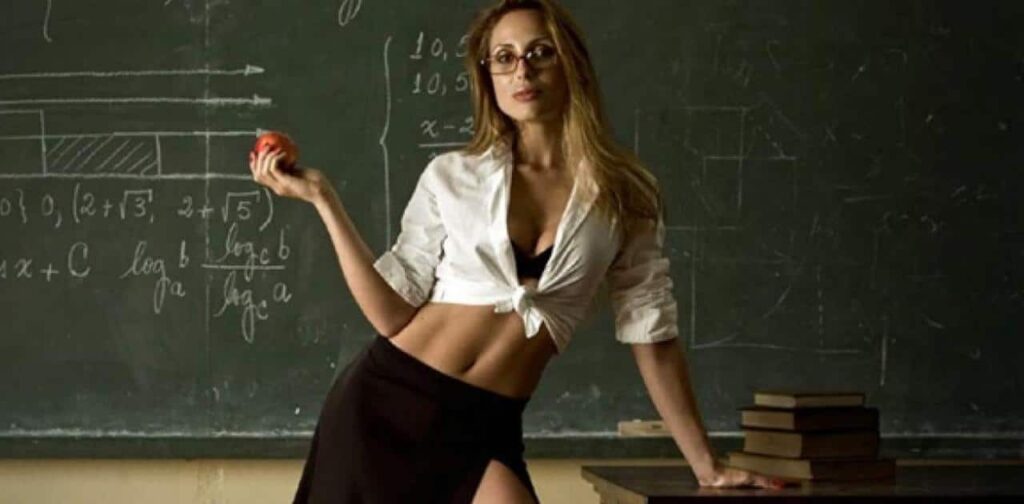 Απολύθηκε δασκάλα που έδινε online σεξουαλικές συμβουλές – Την αποκαλούσαν η «Πάπισσα του Οργασμού»
