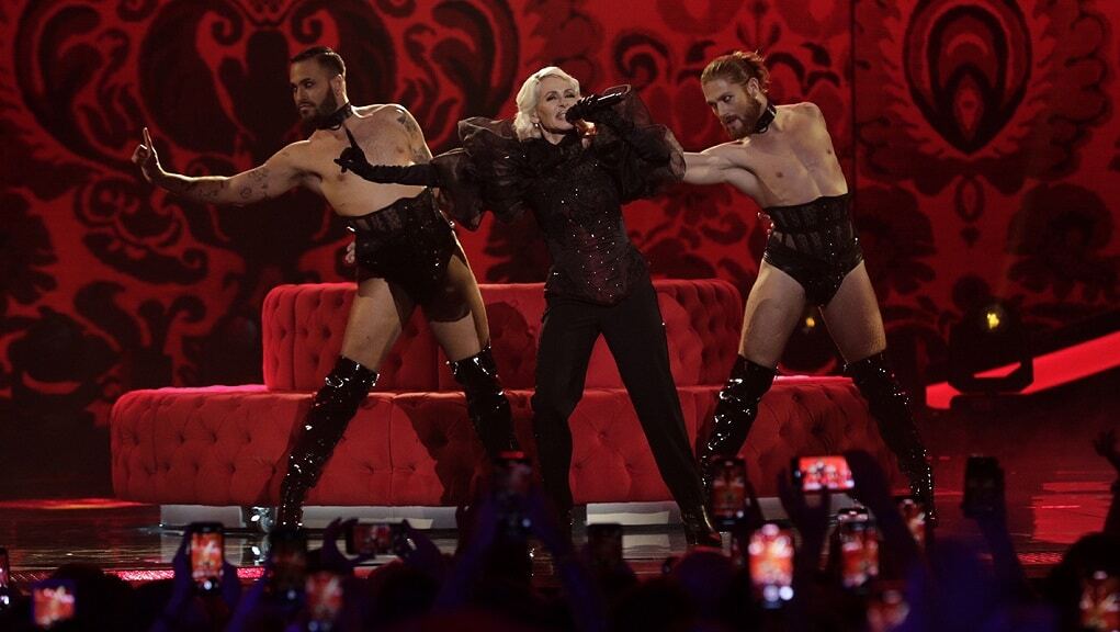 Eurovision: Η Ισπανία στέλνει τραγούδι με τίτλο «Τσο@λα» – Η αντίδραση του Πέδρο Σάντσεθ [Βίντεο]