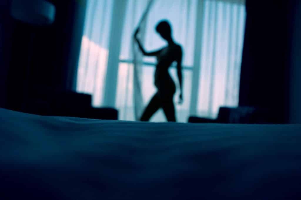 Σεξεργασία στην Ελλάδα: Ιστορίες από το αρχαιότερο επάγγελμα του κόσμου [Βίντεο]