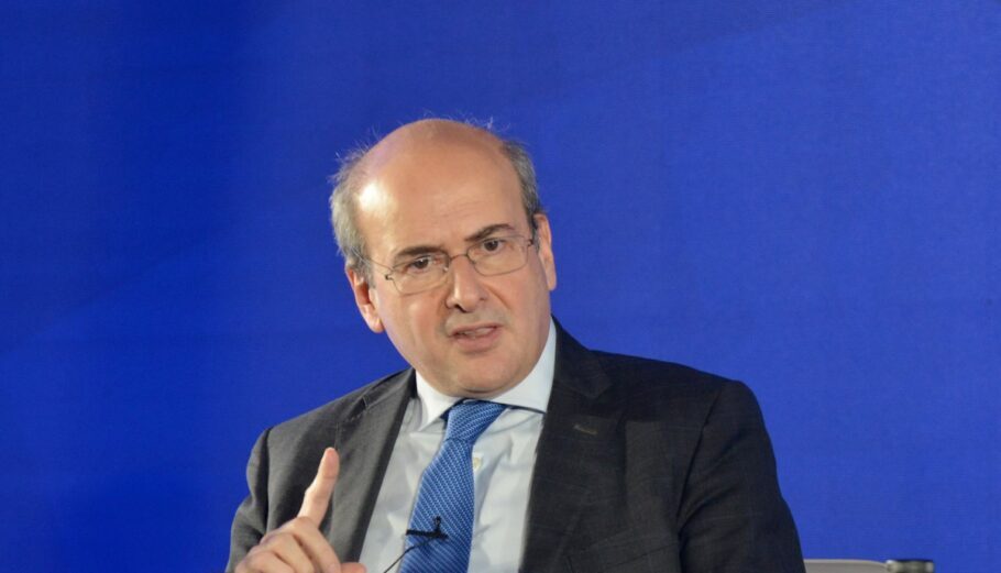 Χατζηδάκης: Άνω των 800 ευρώ ο κατώτατος μισθός – Τι θα ισχύσει με το επίδομα Πάσχα
