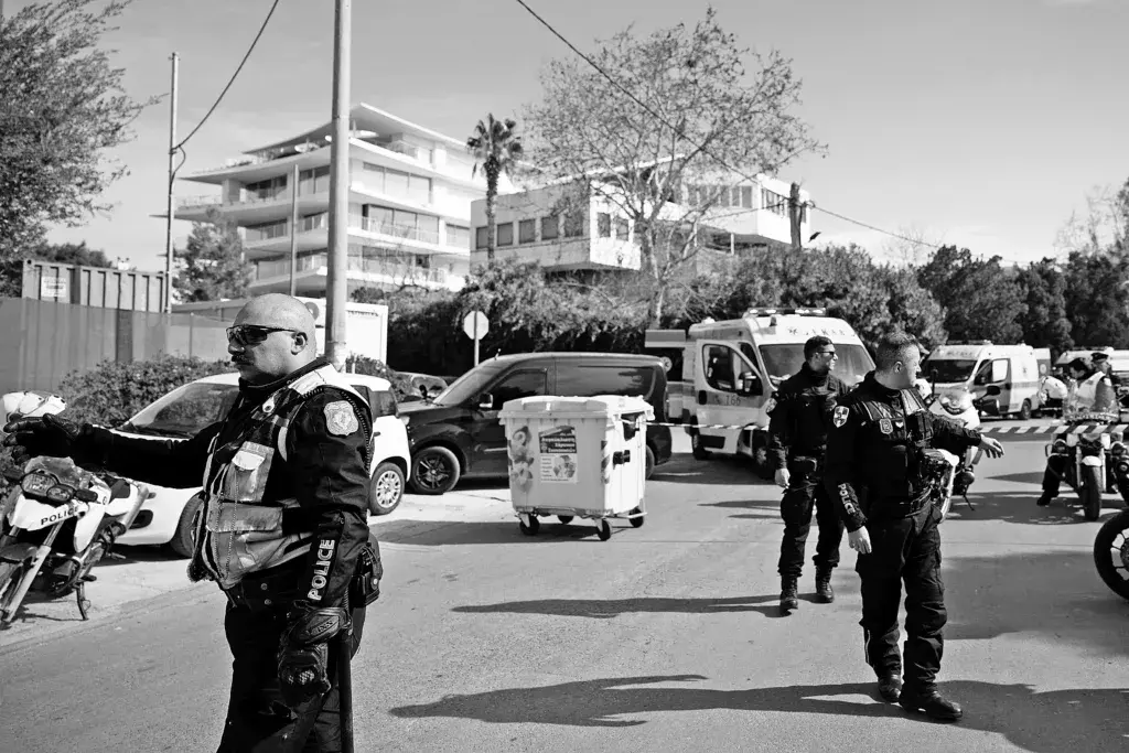 Μακελειό στη Γλυφάδα: Κατέθεσε το πρόσωπο «κλειδί» της υπόθεσης – Τι είπε στις Αρχές η Δέσποινα Καρνέση [βίντεο]