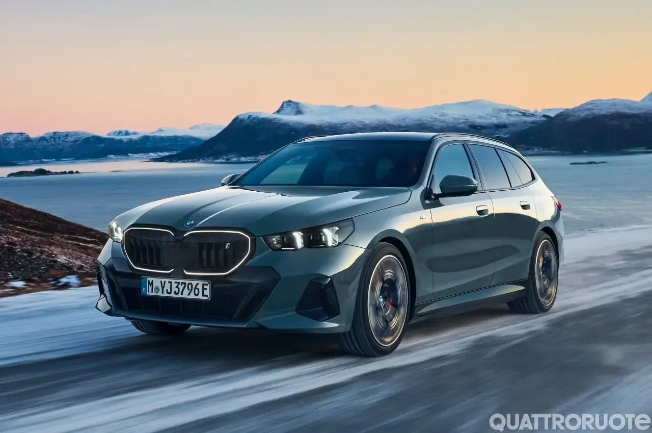 Νέα BMW Σειρά 5 Touring: Άνεση σε όλες τις (plug-in) μορφές