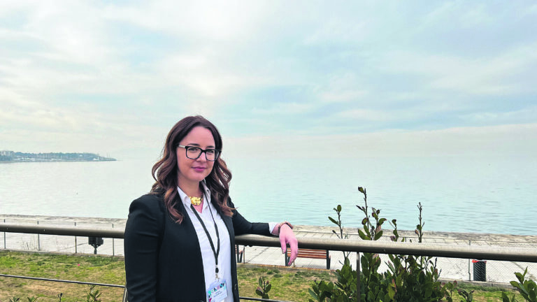 Dr. Jeneva Wright στον ΕΤ: Η κλιματική κρίση απειλεί την πολιτιστική κληρονομιά της Ελλάδας