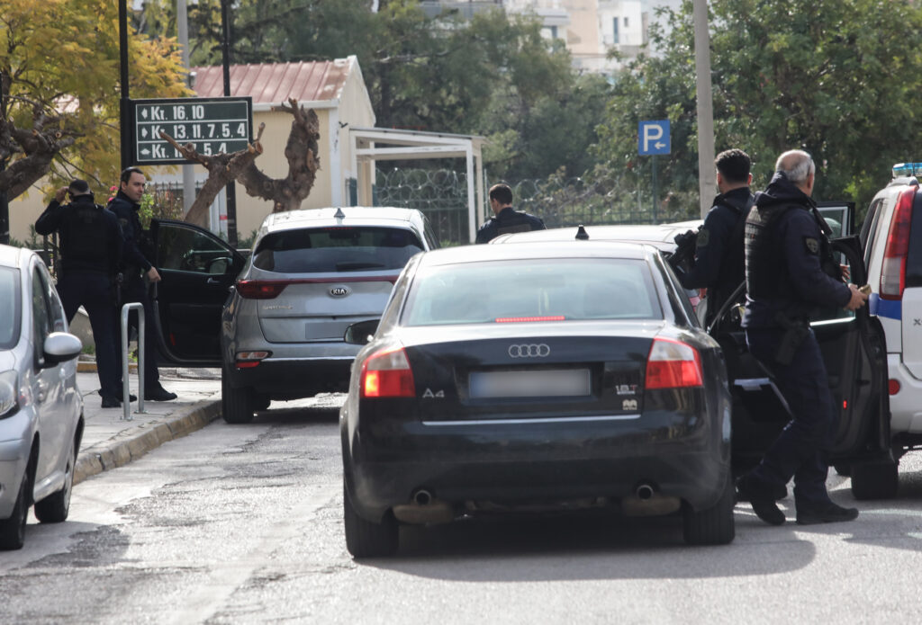 ΕΛ.ΑΣ: Πως δρούσαν οι ΟΥΚάδες, η σύνδεση με τους Πυρήνες της Φωτιάς και τη Greek Mafia