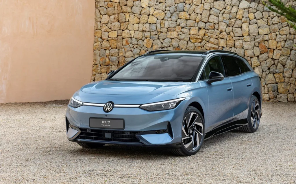 Volkswagen ID.7 Tourer: Το πρώτο αμιγώς ηλεκτρικό station wagon της μάρκας