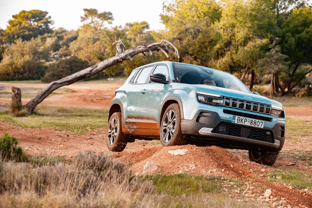 Δοκιμή Jeep Avenger με κινητήρα βενζίνης: Καλύτερο από το ηλεκτρικό;