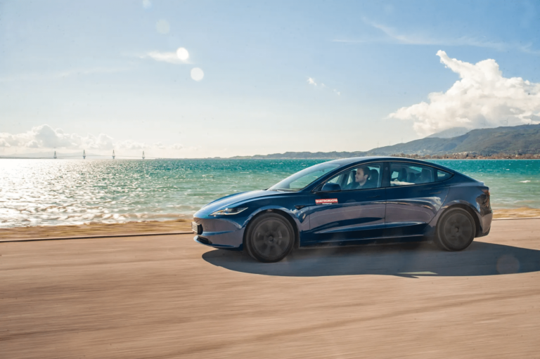 Δοκιμάζουμε τη βασική έκδοση του νέου Tesla Model 3: Χωρίς ανταγωνισμό