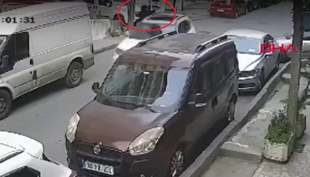 Τουρκία: Βίντεο με την στιγμή της ένοπλης επίθεσης σε συγκέντρωση υποψηφίου δημάρχου του Ερντογάν