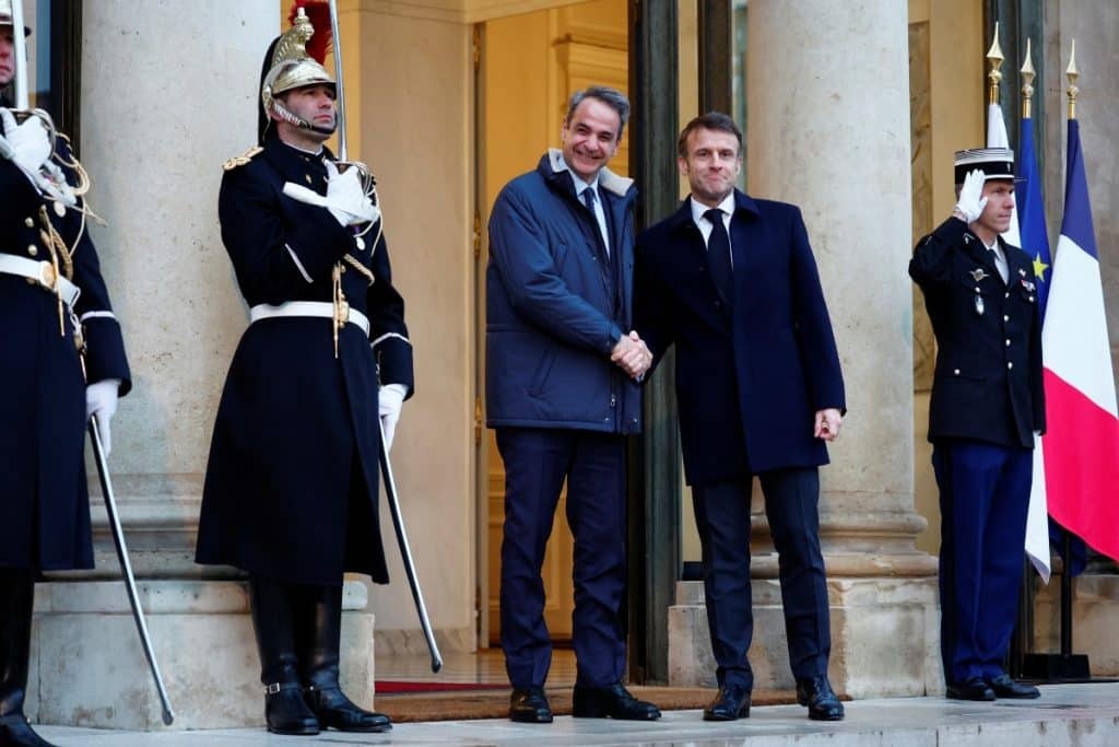 Κυριάκος Μητσοτάκης: Στο Παρίσι ο Πρωθυπουργός – Τι θα πει στη Διάσκεψη του Μακρόν για τη στήρ