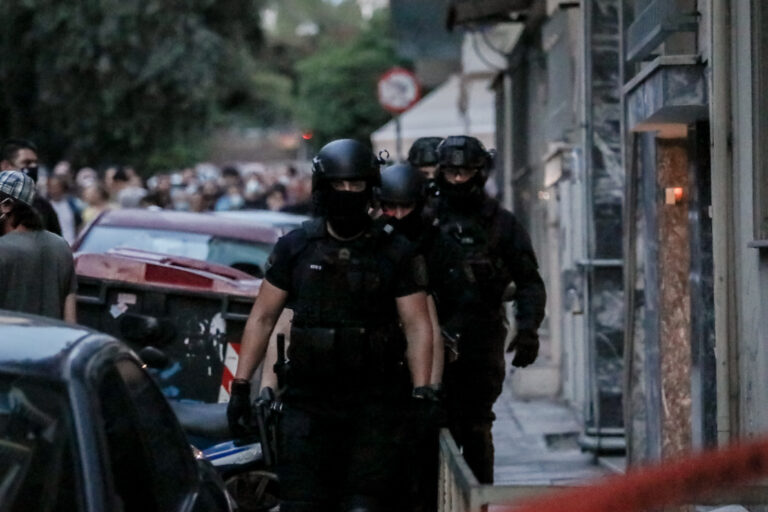 Αντιτρομοκρατική: Επιχείρηση σε Αθήνα και δύο φυλακές – Tα χτυπήματα
