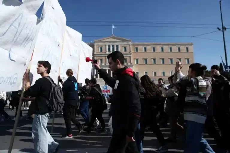 Απεργία 8/2: Συλλαλητήριο φοιτητών στην Αθήνα – Ποιοι απεργούν