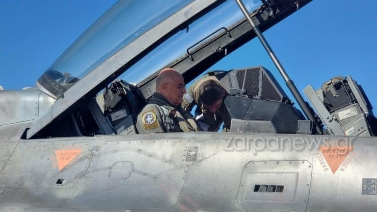 Με F-16 Viper πέταξε ο Νίκος Δένδιας από την 115ΠΜ – Δείτε βίντεο και φωτογραφίες