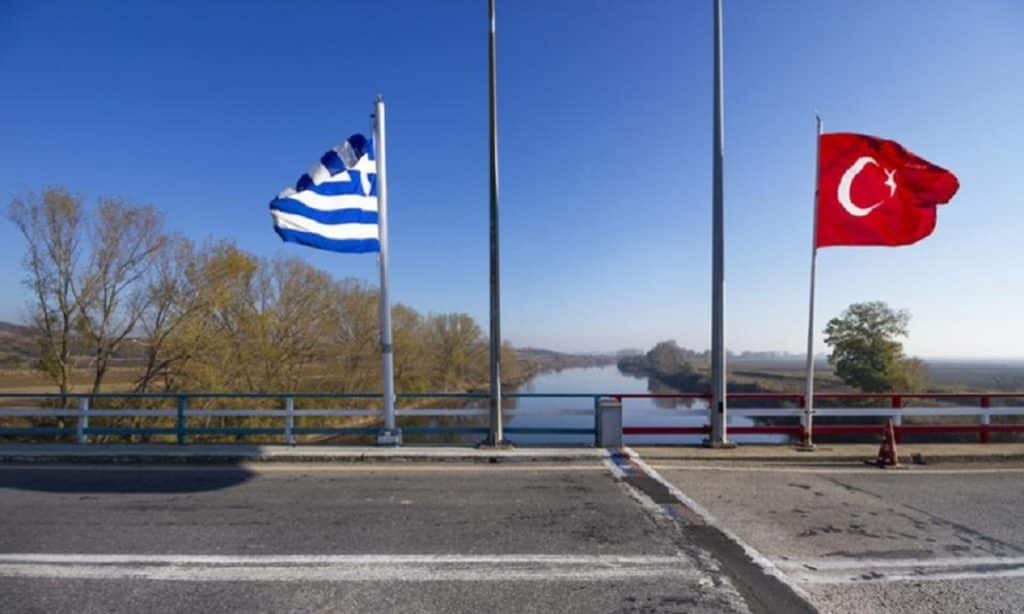 Hurriyet: Τέσσερις τρομοκράτες πέρασαν από τον Έβρο στην Τουρκία – Βρέθηκαν όπλα και εκρηκτικά