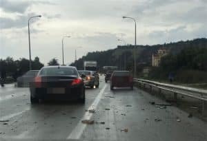Θεσσαλονίκη: Κυκλοφοριακό κομφούζιο στην Περιφερειακή Οδό μετά από καραμπόλα 7 οχημάτων