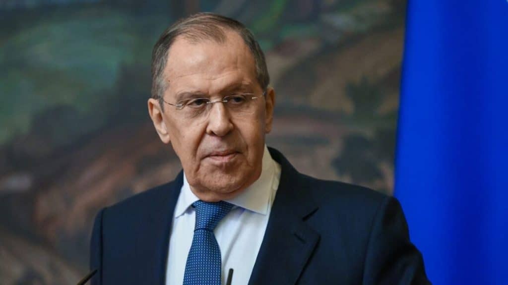 Περιπέτεια για τον Λαβρόφ – Αρνήθηκαν να ανεφοδιάσουν το αεροσκάφος του