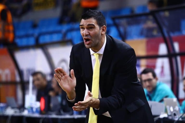 Θρήνος στην ΑΕΚ: Πέθανε ο πατέρας του γενικού αρχηγού Δημήτρη Μαυροειδή