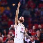 Τριήμερη τιμωρία για Μάικ Τζέιμς μετά τα σχόλια για τη διαιτησία