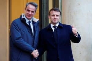 Bloomberg: Ελλάδα και Γαλλία υπογράφουν πενταετή ανανέωση και ενίσχυση της αμυντικής συνεργασίας