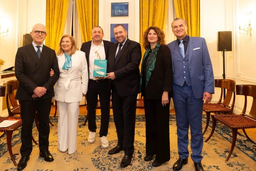 Η Κρήτη στο επίκεντρο της Παρισινής γαστρονομίας με το νέο βιβλίο της Ντίνας Νικολάου