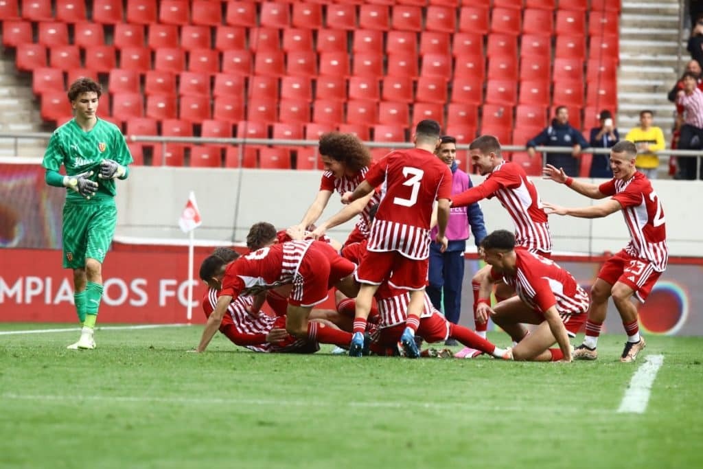 UEFA Youth League: Σοκάρει την Ευρώπη στους Νέους ο Ολυμπιακός – Ανατροπή και 4-2 στα πέναλτι με τη 