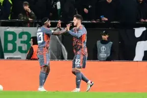 Ολυμπιακός και ΠΑΟΚ: Πού και πότε θα δείτε τα ματς