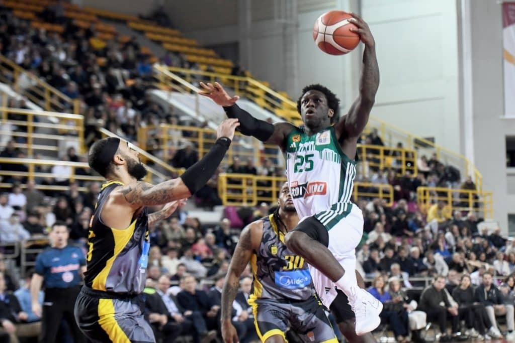 Παναθηναϊκός – Άρης 76-65: Στον τελικό οι Πράσινοι – Αποβλήθηκε με τεχνικές ποινές ο Λεσόρ [βίντεο]