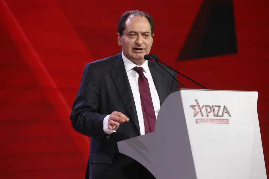 Συνέδριο ΣΥΡΙΖΑ – Σπίρτζης: Εκλογές σύμφωνα με το καταστατικό, αλλιώς θα γίνει Κούγκι