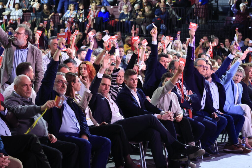 Μπάχαλο στον ΣΥΡΙΖΑ: Η ψηφοφορία που έγινε αλλά.. δεν έγινε – Η Γεροβασίλη που λέει ότι δεν απέσυρε ποτέ την υποψηφιότητα και ο Κασσελάκης που έμεινε μέχρι νεοτέρας