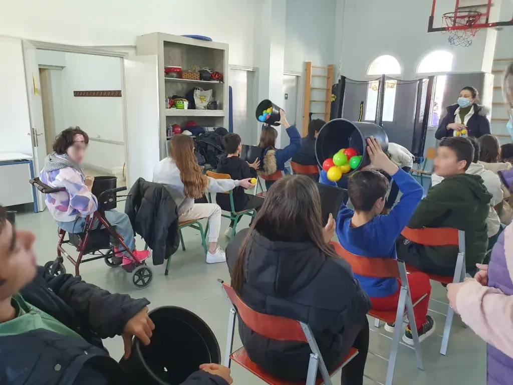 Καβάλα: Δύο σχολεία «στέλνουν» μήνυμα για τoν σεβασμό στη διαφορετικότητα [Εικόνες]