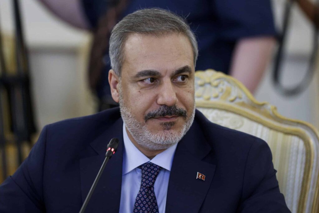 Τετ α τετ Φιντάν με την απεσταλμένη του γγ των Ηνωμένων Εθνών για το Κυπριακό