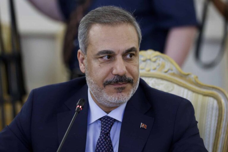 Τετ α τετ Φιντάν με την απεσταλμένη του γγ των Ηνωμένων Εθνών για το Κυπριακό
